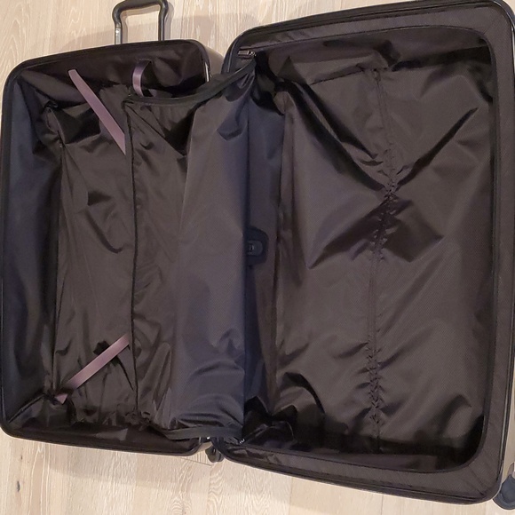 Tumi V3 Worldwide Trip Packing Case In Black Hardshell - Picture 11 of 15